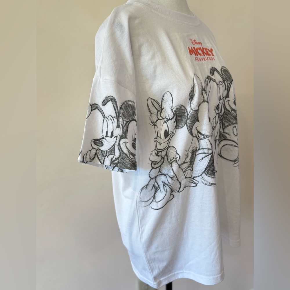 Disney Mickey and Friends Short sleeve T-shirt - Picture 2 of 3